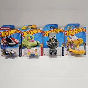 *Special Offer* Hot Wheels Yellow Submarine Minecraft Mario Kart & Rubber Ducky